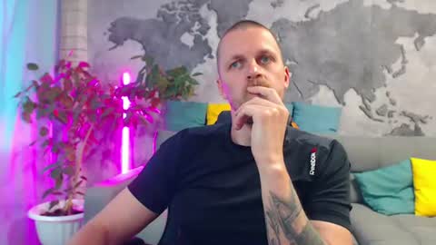 Snapshot of vikingchrisss chatting on July 27, 2026, 10:44 am vikingchrisss online show from July 27, 2026, 10:44 am