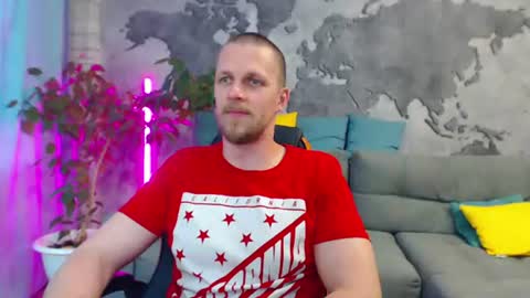 Snapshot of vikingchrisss chatting on July 28, 2026, 12:48 pm vikingchrisss online show from July 28, 2026, 12:48 pm