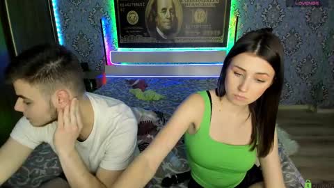 vikki and george online show from February 10, 2025, 6:35 pm