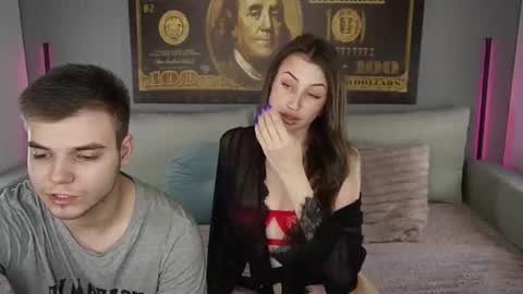 vikki and george online show from September 12, 2025, 8:09 pm