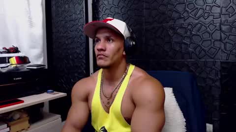 Viktor Herrera online show from February 25, 2025, 8:30 pm