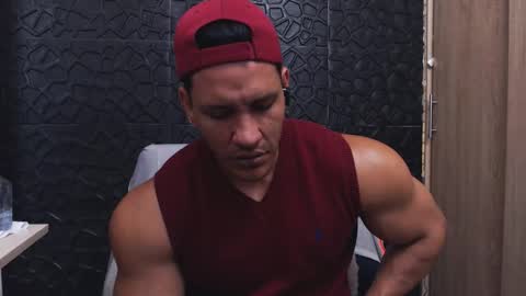 Viktor Herrera online show from October 17, 2025, 4:09 pm