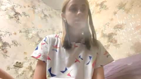 Snapshot of viktoria9898 chatting on June 25, 2026, 1:16 am Sweett online show from June 25, 2026, 1:16 am