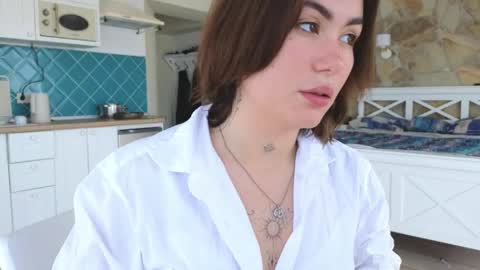 viktoriamoore online show from June 5, 2026, 8:20 am