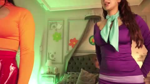 Victoria online show from October 18, 2025, 11:27 pm