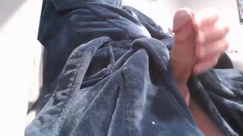 Snapshot of vin_dick_tive_ chatting on November 8, 2025, 2:17 pm Vincent online show from November 8, 2025, 2:17 pm