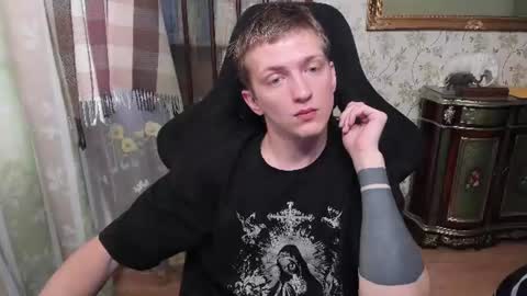 Snapshot of vince__dice chatting on June 20, 2026, 5:16 pm Dimoooooon online show from June 20, 2026, 5:16 pm