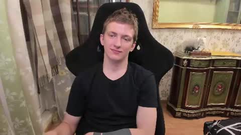Snapshot of vince__dice chatting on June 24, 2026, 9:36 pm Dimoooooon online show from June 24, 2026, 9:36 pm