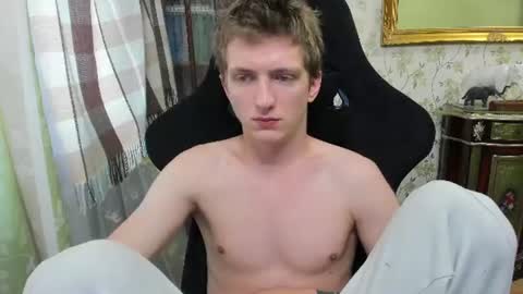 Snapshot of vince__dice chatting on July 14, 2026, 7:24 am Dimoooooon online show from July 14, 2026, 7:24 am
