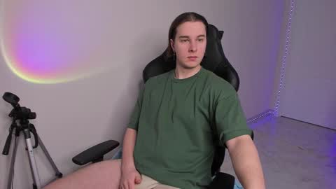 Vincent Strong online show from February 15, 2025, 8:11 am