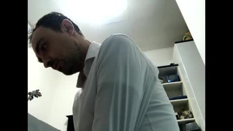 Zenith online show from October 17, 2025, 11:18 pm