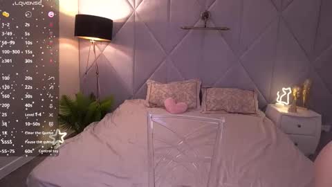 Milla online show from November 25, 2025, 7:41 am