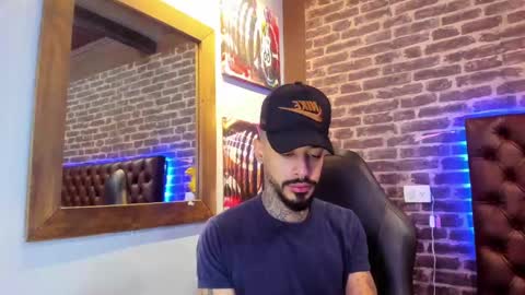 ---Vinzen--- online show from November 4, 2025, 3:49 am