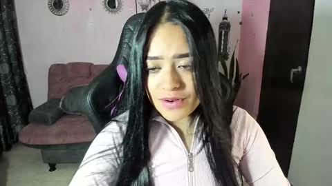 Daniela online show from September 17, 2025, 6:04 am