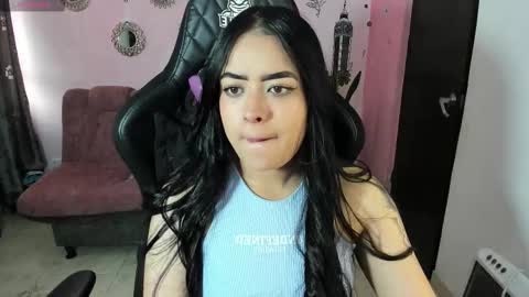 Daniela online show from October 21, 2025, 12:28 pm