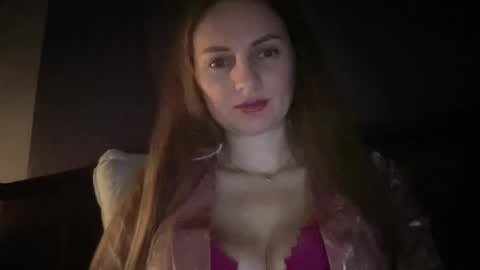 Funny  girl online show from November 19, 2025, 11:49 pm