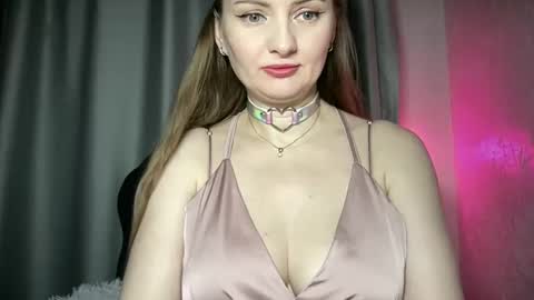 Funny  girl online show from April 13, 2026, 10:15 pm