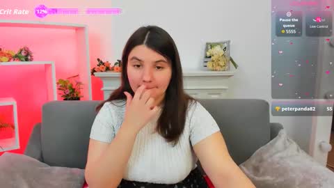 Viola online show from September 22, 2025, 8:55 pm
