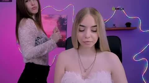viola_sweet_ online show from June 1, 2026, 8:49 am