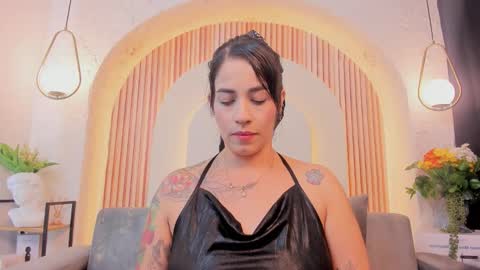 Violette online show from March 27, 2026, 10:26 am