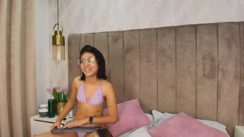 Snapshot of violet_606 chatting on April 29, 2026, 11:47 am Violeta online show from April 29, 2026, 11:47 am