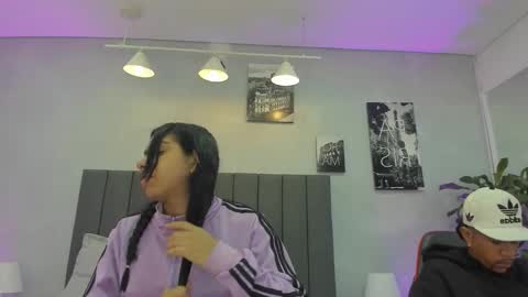 Violet and Myers online show from October 20, 2025, 11:43 am