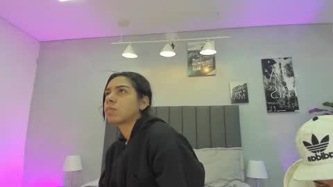 Violet and Myers online show from October 29, 2025, 11:23 am