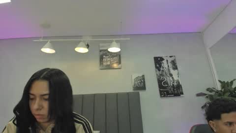 Violet and Myers online show from November 2, 2025, 11:23 am