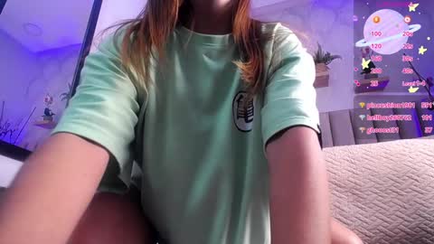 Violet Jones online show from December 10, 2024, 5:22 pm