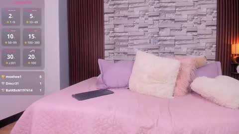 Violet online show from November 23, 2025, 9:31 am