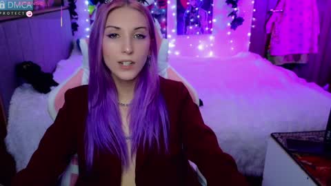 Snapshot of violet_noir_ chatting on January 20, 2025, 9:35 am Deya online show from January 20, 2025, 9:35 am