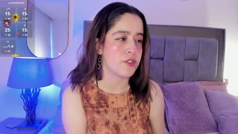 Violet Nova online show from April 7, 2026, 11:32 am