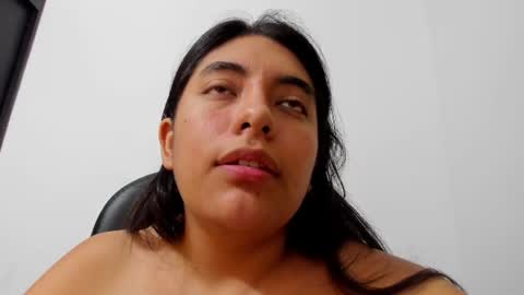 violet online show from July 25, 2026, 3:09 pm