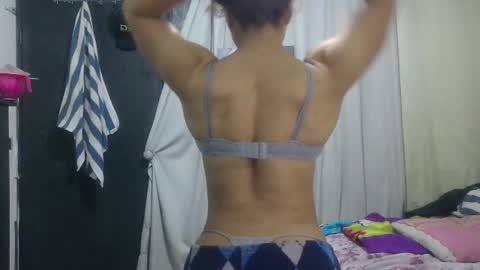 Violet online show from July 9, 2026, 3:10 am