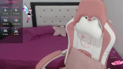 Snapshot of violet_stone22 chatting on October 30, 2025, 5:31 am Violeta online show from October 30, 2025, 5:31 am