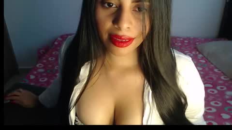 Violeta online show from March 2, 2025, 10:27 pm
