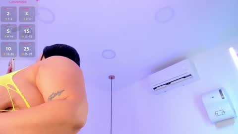Snapshot of violeta_candyy chatting on April 22, 2026, 3:31 am Violeta Candy online show from April 22, 2026, 3:31 am