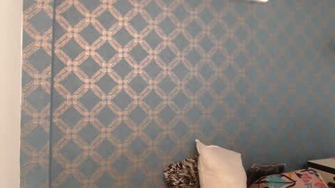 Violeta  online show from February 2, 2025, 1:23 am