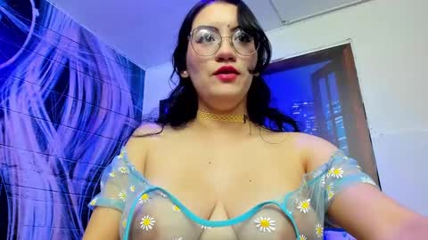     online show from March 11, 2025, 11:15 pm
