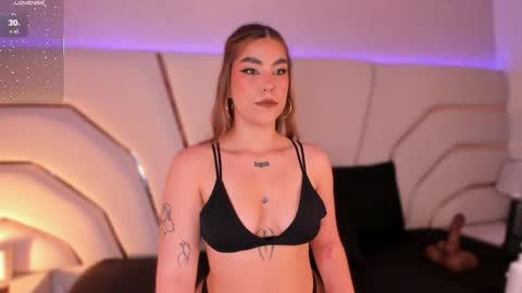 violeta_marquez online show from May 10, 2026, 11:37 am