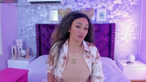 violeta_medina online show from January 25, 2025, 2:58 am