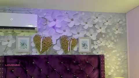 violeta_medina online show from May 10, 2026, 3:01 am