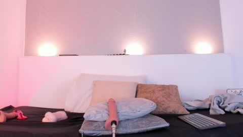 Snapshot of violeta_queen11 chatting on July 6, 2026, 3:14 pm Violeta online show from July 6, 2026, 3:14 pm