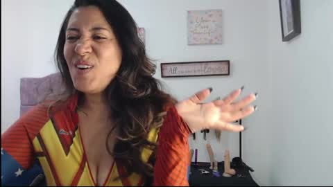 violeta_scott_ online show from May 18, 2026, 1:50 pm