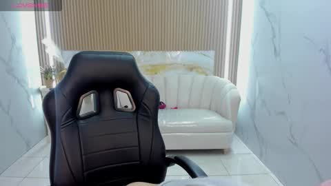 IG violeta sub online show from February 14, 2026, 1:08 pm