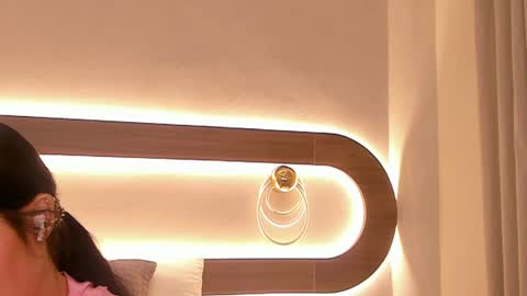 Violeta Sum online show from March 31, 2026, 12:49 pm