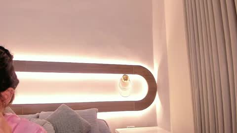 Violeta Sum online show from April 21, 2026, 12:44 pm