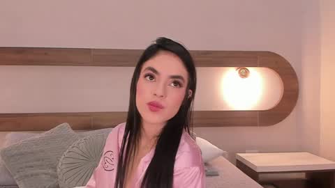 Snapshot of violeta_sum chatting on June 6, 2026, 12:54 pm Violeta Sum online show from June 6, 2026, 12:54 pm