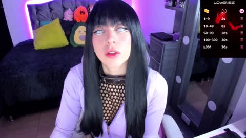 Violeta  Help me reach 150 thumbs up    online show from February 6, 2025, 6:46 pm