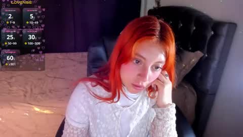 Snapshot of violetaarey chatting on April 23, 2026, 2:13 am Violeta Help me reach 150 thumbs up online show from April 23, 2026, 2:13 am